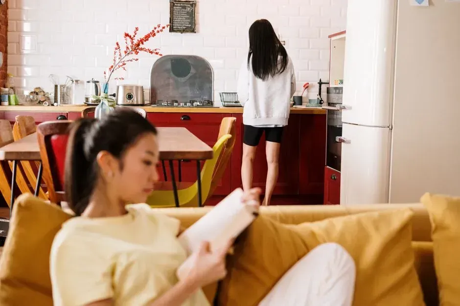 Why most roommate conflict starts small (Image Credits: Pexels)