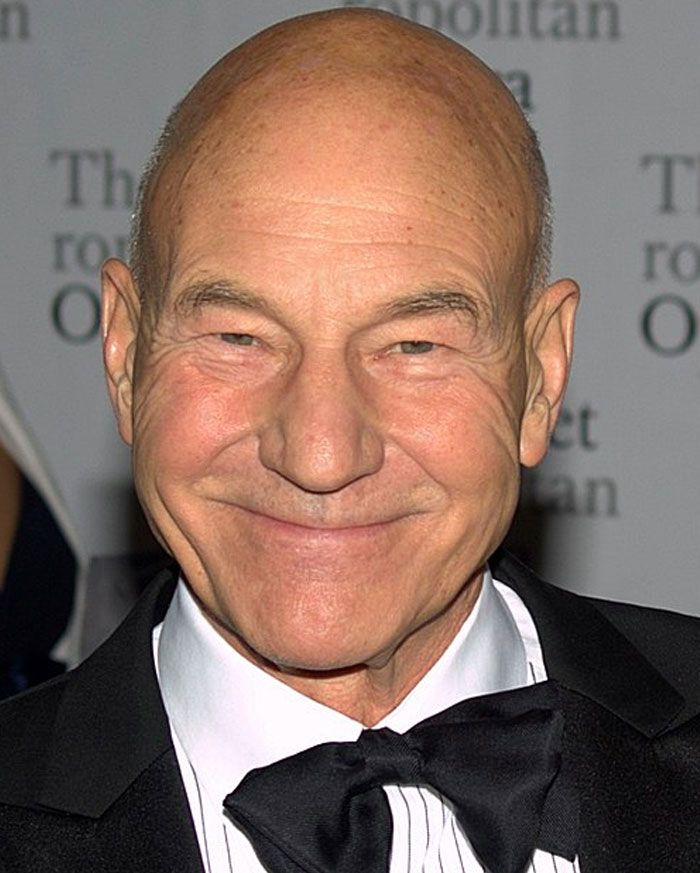 38 Unproblematic Celebrities That Seem To Be Adored By All