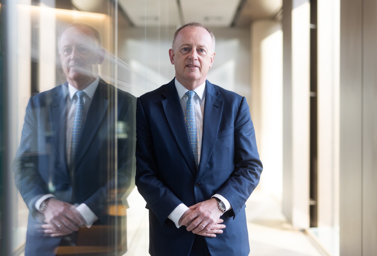 Lloyd's of London criticizes former CEO's close relationship with subordinate