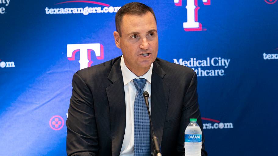 Do Rangers suddenly have new trade deadline need at pressing position?