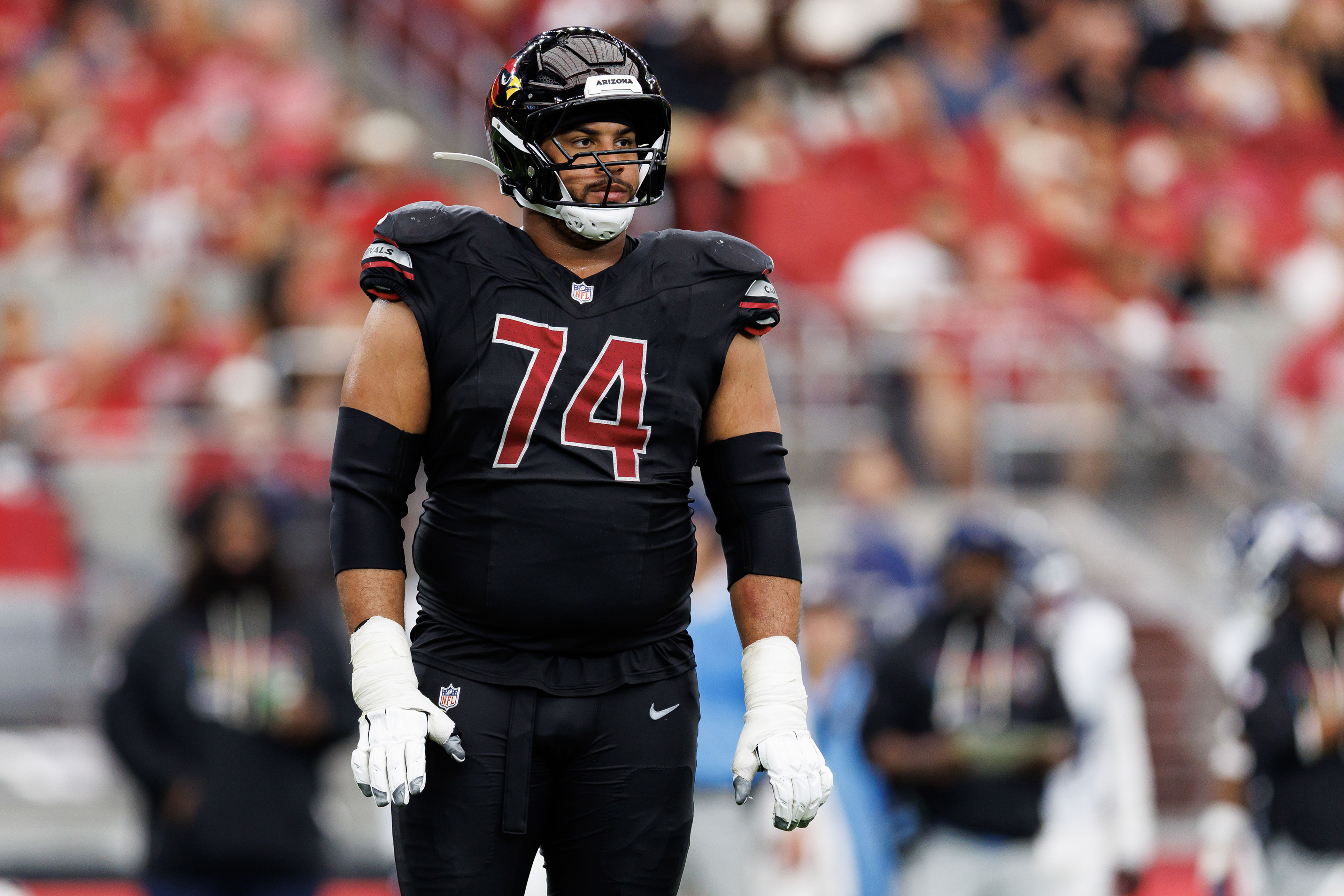 Cardinals lineman Isaiah Adams facing 4 gun charges in Canada, plans to report to training camp