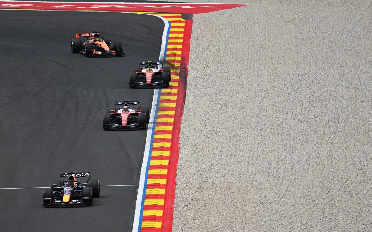 F1 drivers raise concerns over 'self-learning' power units – what's going on?