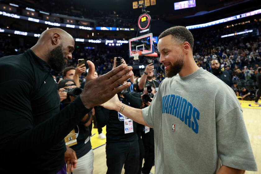 Swanson: LeBron James is taking his time team-hunting, but why are the Warriors an option?