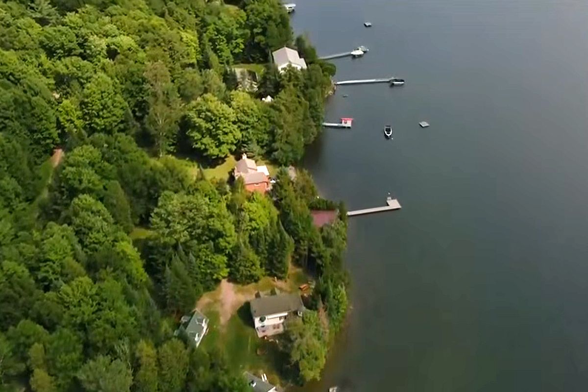 Pilot, 66, rescued by boaters after crashing plane into Vermont lake during takeoff