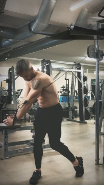 The benefits of adding cable wood chops to workouts