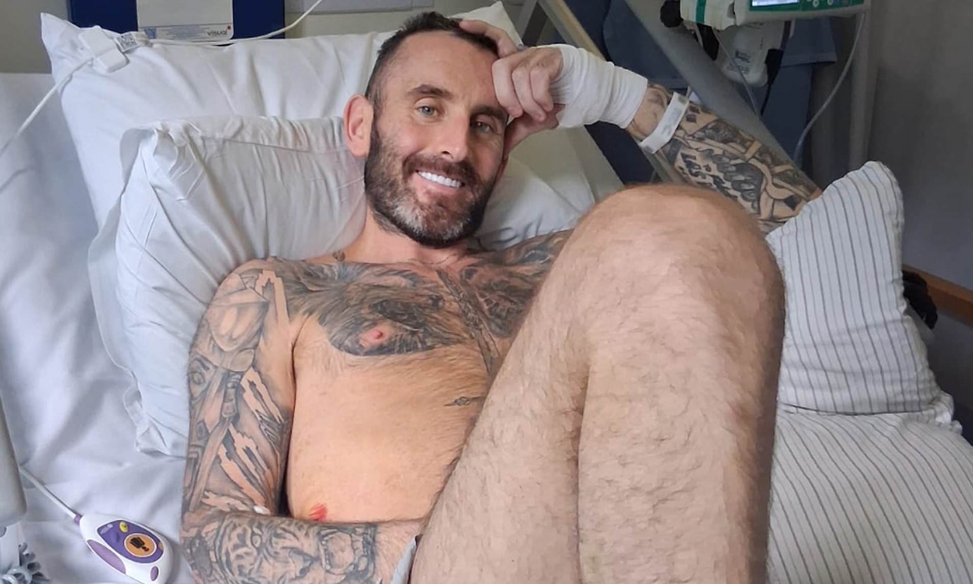 My 'hernia' symptoms were the telltale signs of a brutal form of stomach cancer that struck at 35