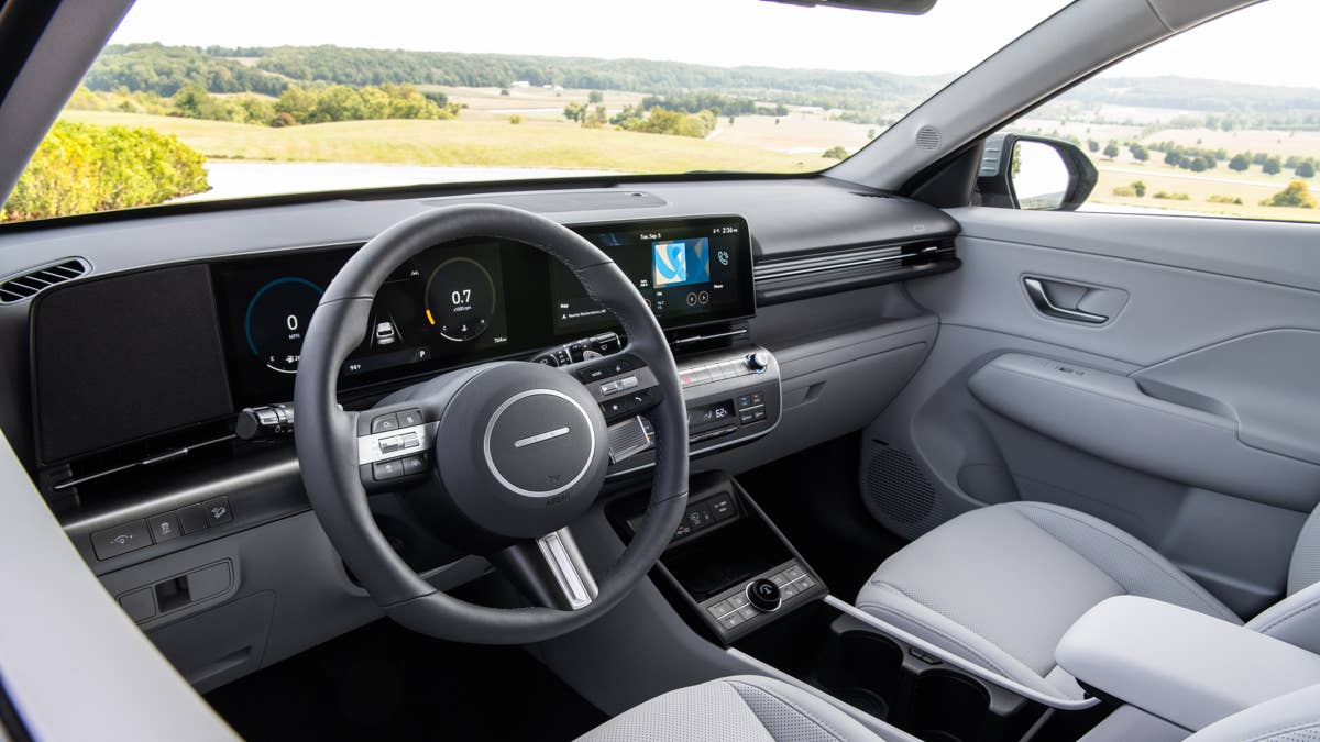 2026-hyundai-kona-side-front-interior-view
