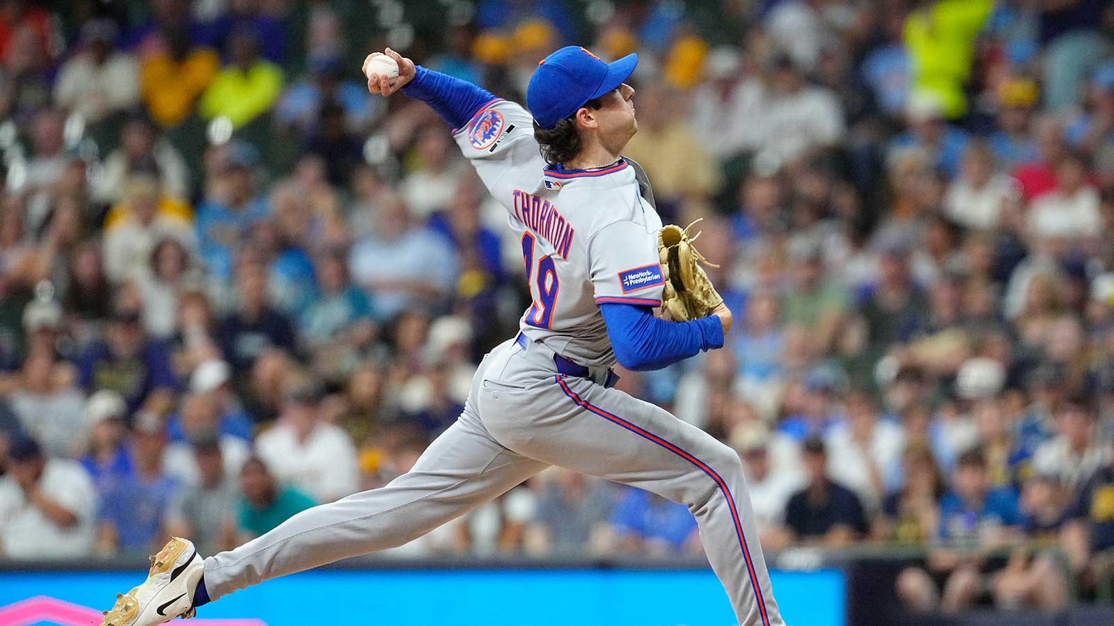 Mets rookie pitcher nabs 1st win in shutout vs Brewers