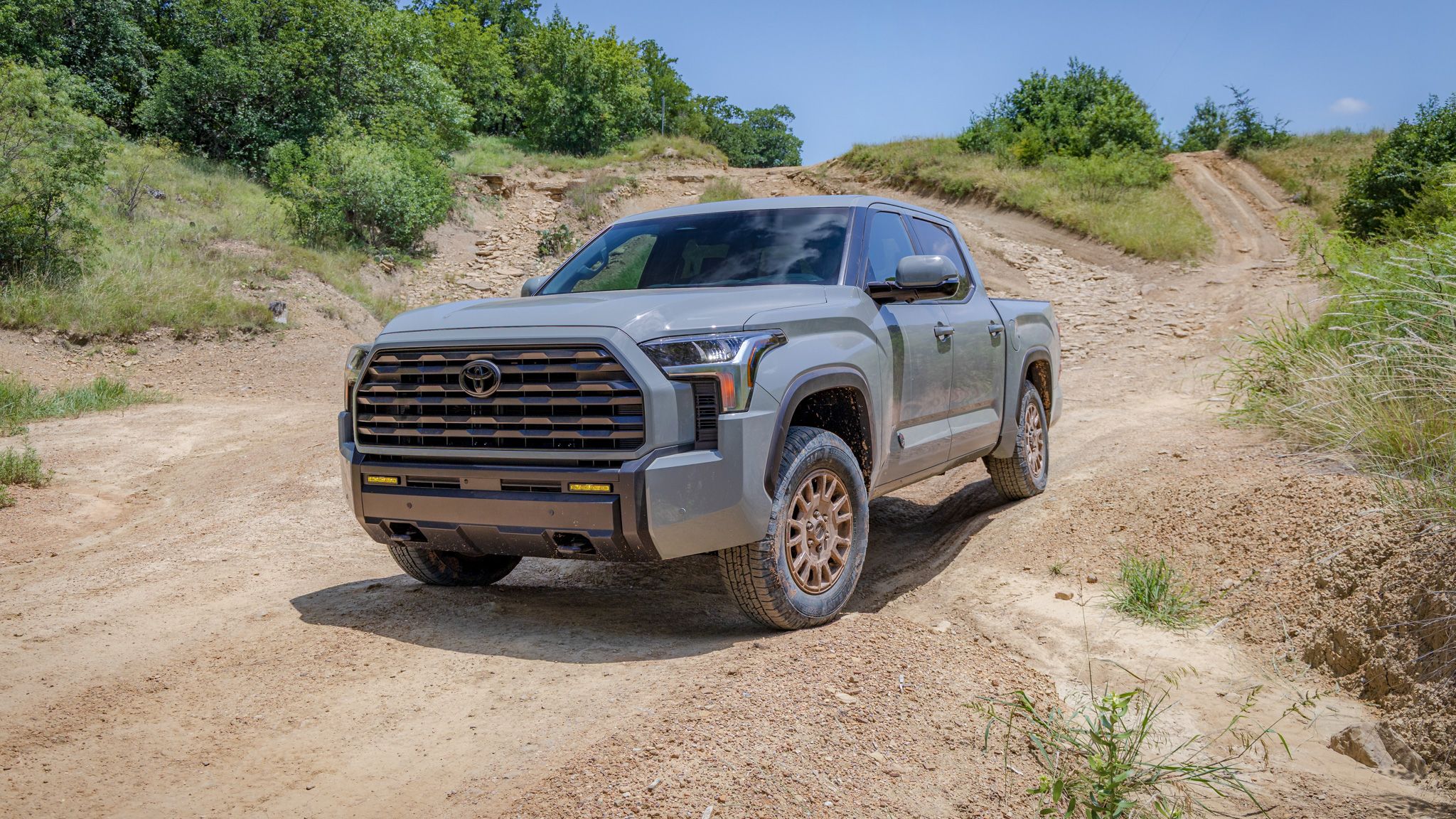 2027 Toyota Tundra interior and exterior picture gallery