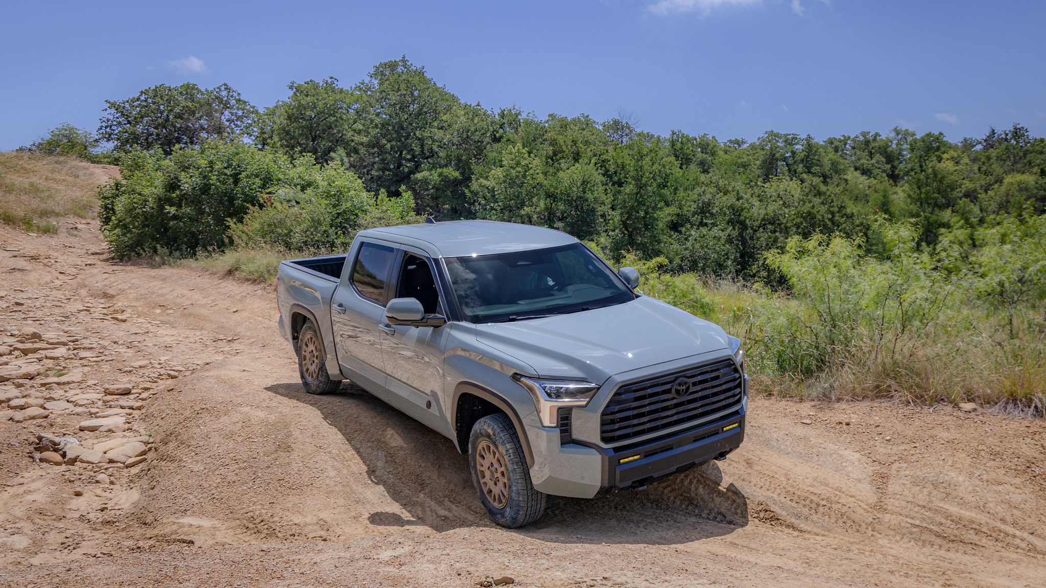 2027 Toyota Tundra-8