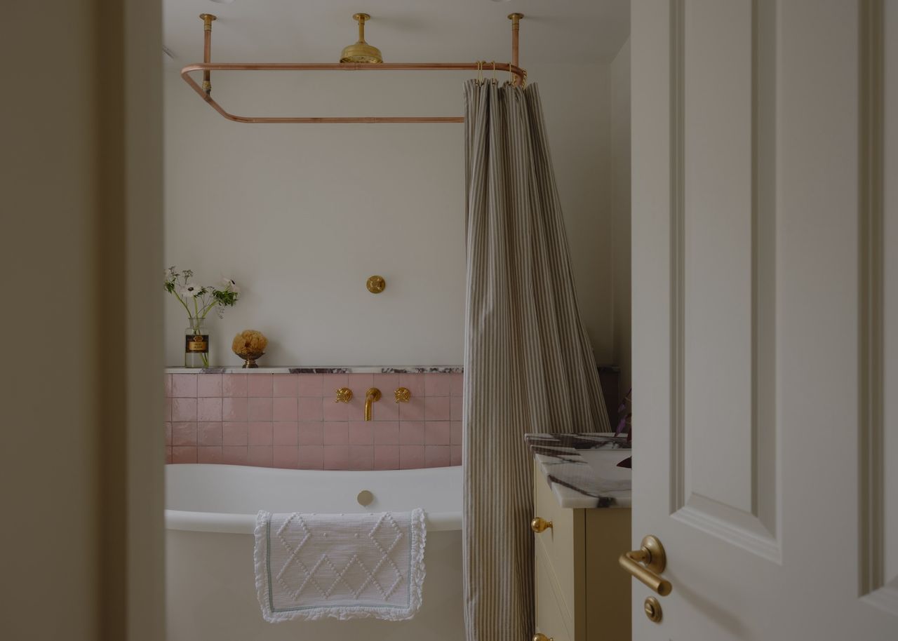5 colors that will make your bathroom look more expensive