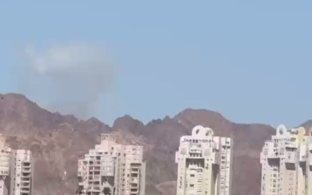 Iranian missiles target Jordan, interception explosions boom over Eilat