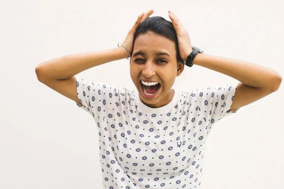 6. Letting stress run unmanaged for months at a time (Image Credits: Pexels)