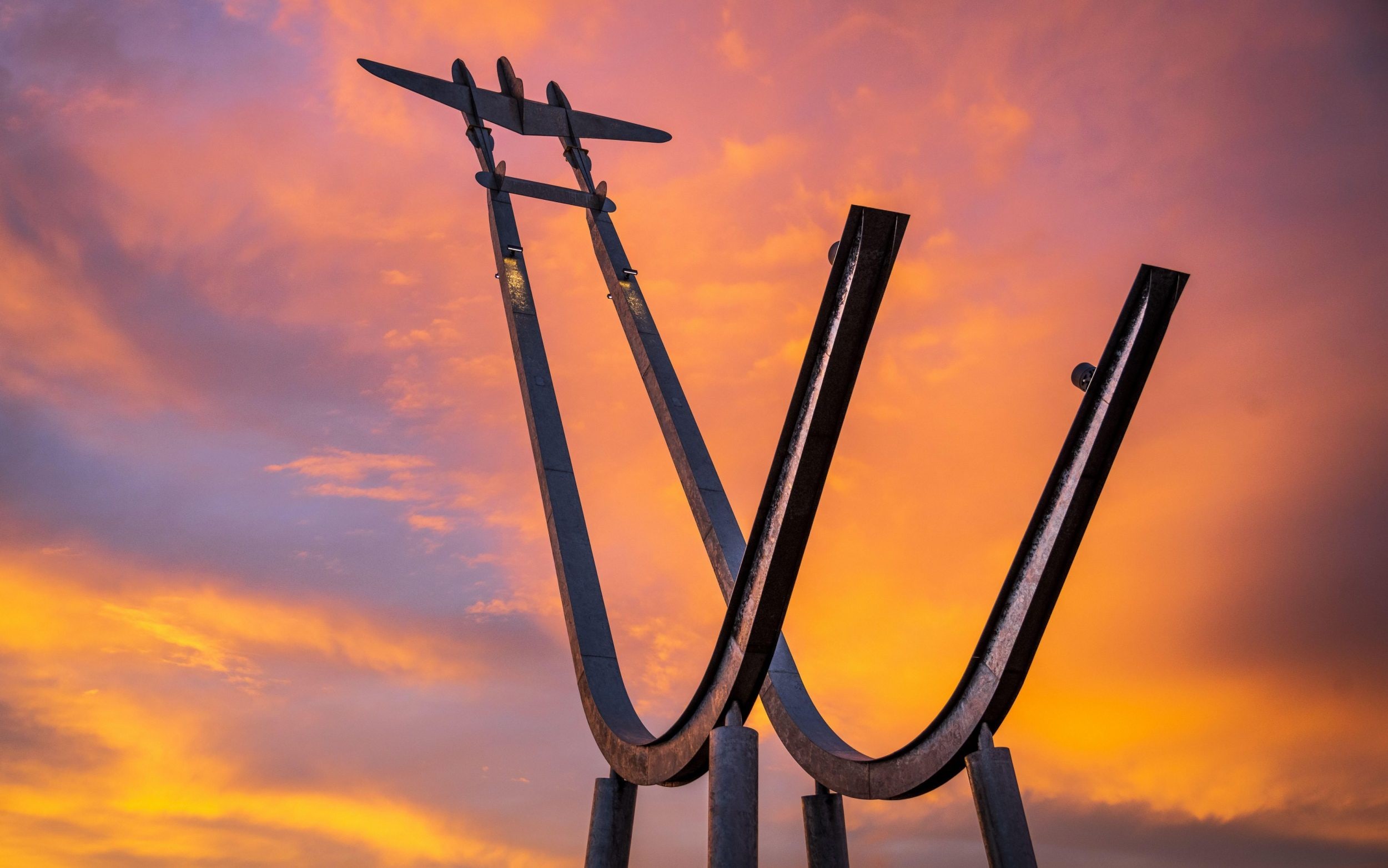 Look out for the Bolt of Lightning sculpture