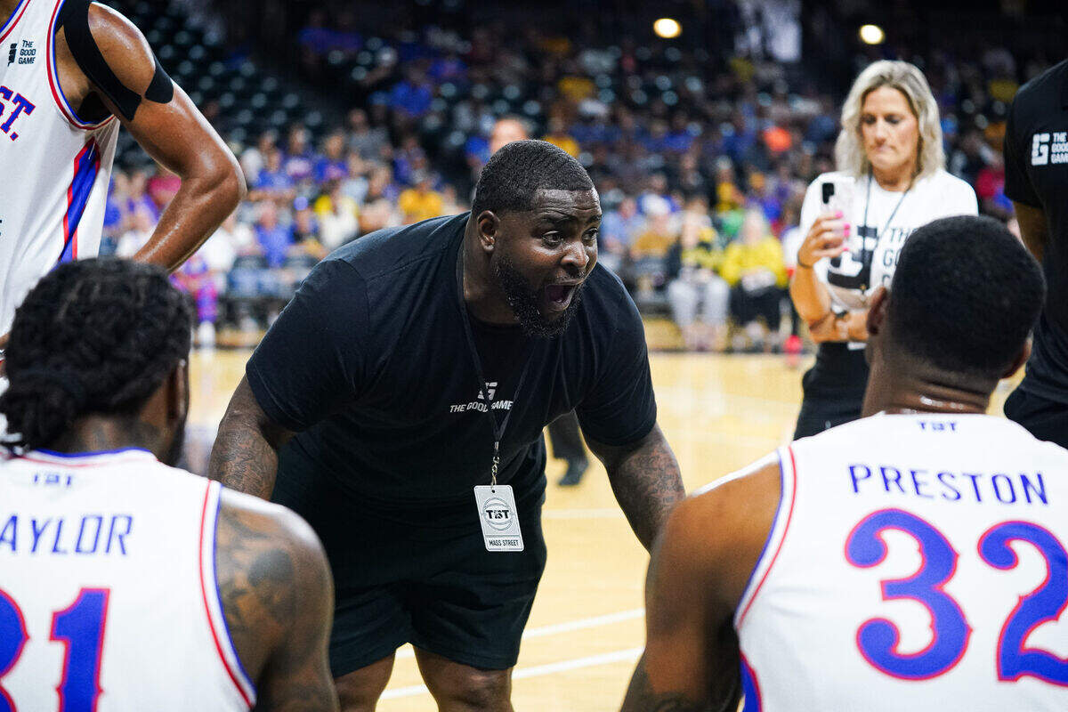 KU TBT coach Sherron Collins expects 'better effort' after blowout loss to K-State