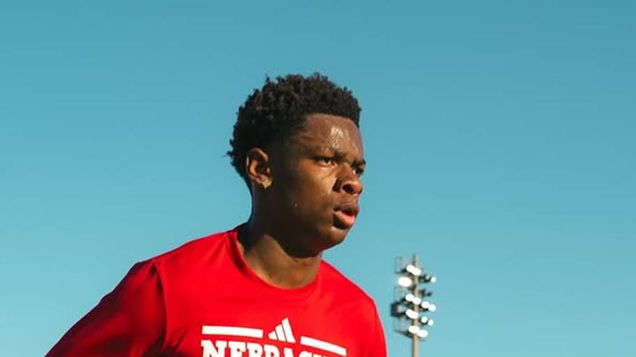 Corey Hadley Jr. doing a drill