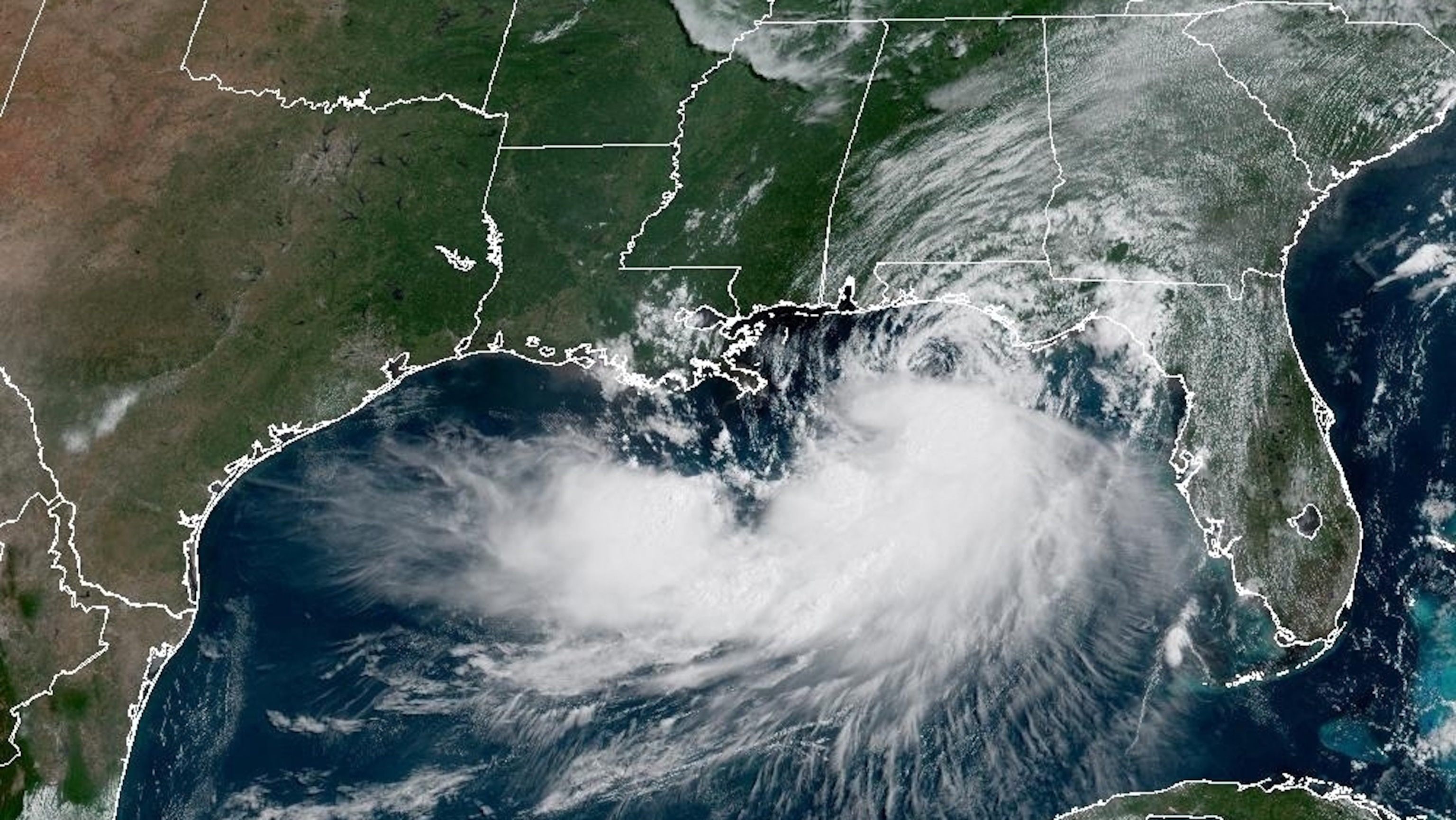 Tropical storm Bertha begins weakening as it churns off Gulf coast
