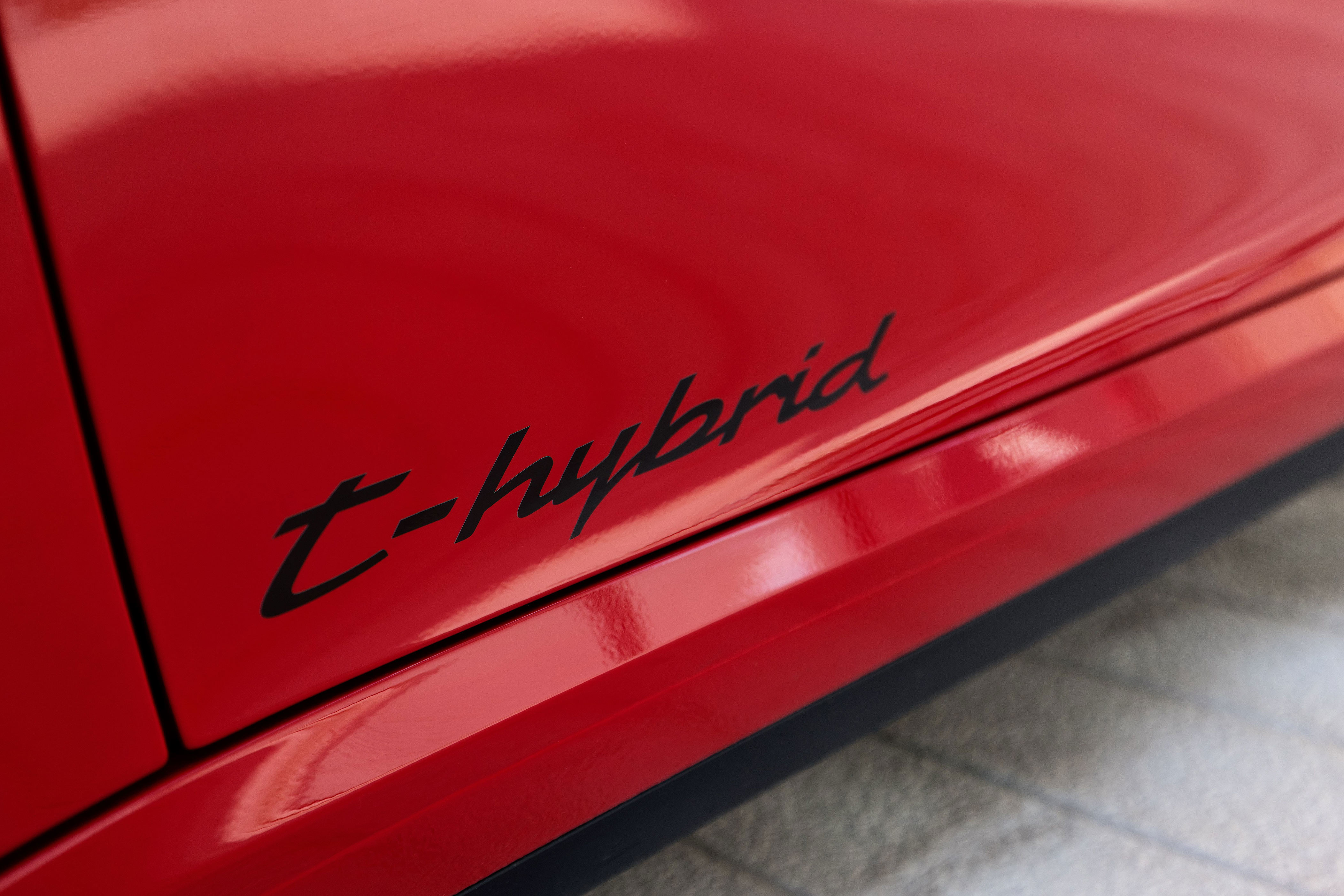 Porsche's Hybrid 911 GTS Is Drawing The Same Backlash As The Water-Cooled 996