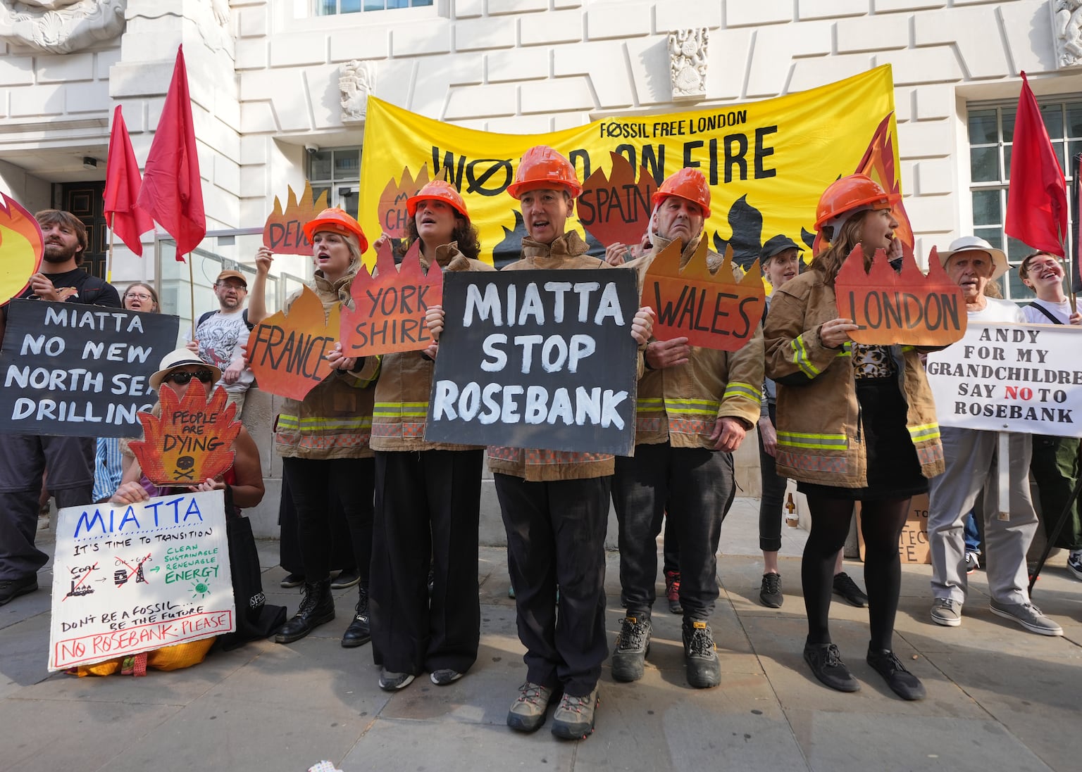 Approval of new drilling in North Sea 'would break Labour's manifesto'