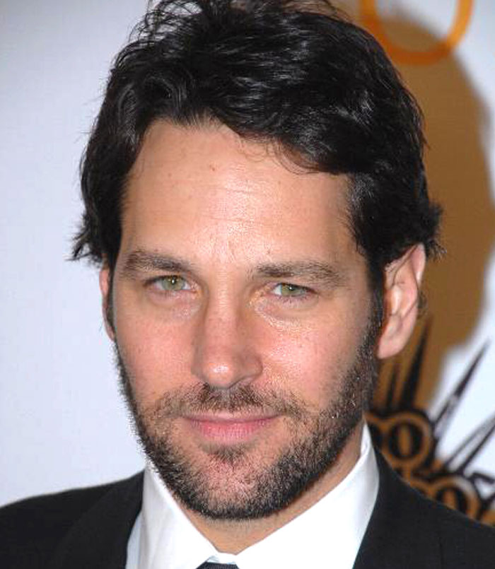 38 Unproblematic Celebrities That Seem To Be Adored By All