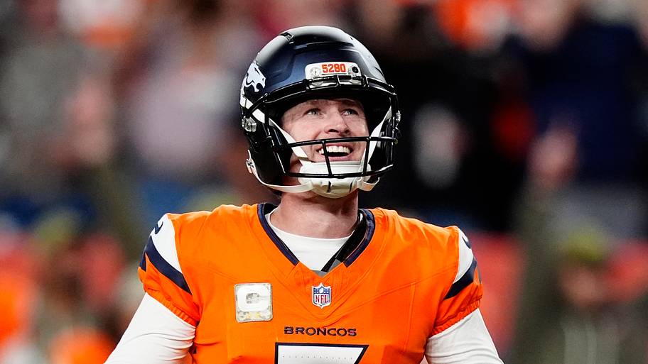 Ranking AFC West kickers from worst to best approaching training camp