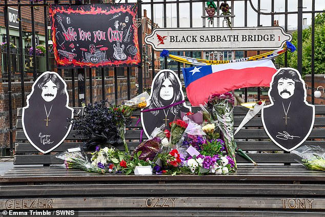 Fans also marked Ozzy's death anniversary