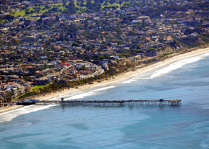 45 Disappointed Tourists Share Travel Destinations That Aren’t Worth The Hype