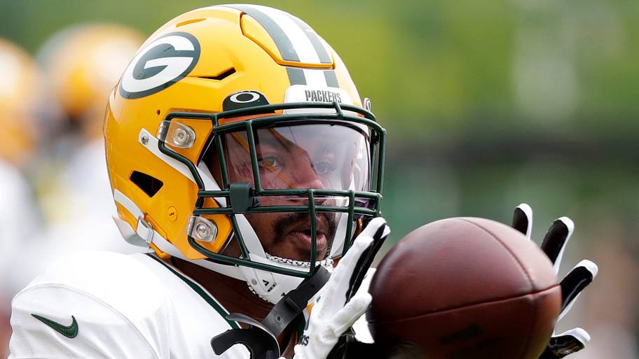 Packers training camp battles to watch (and who is most likely to be cut)