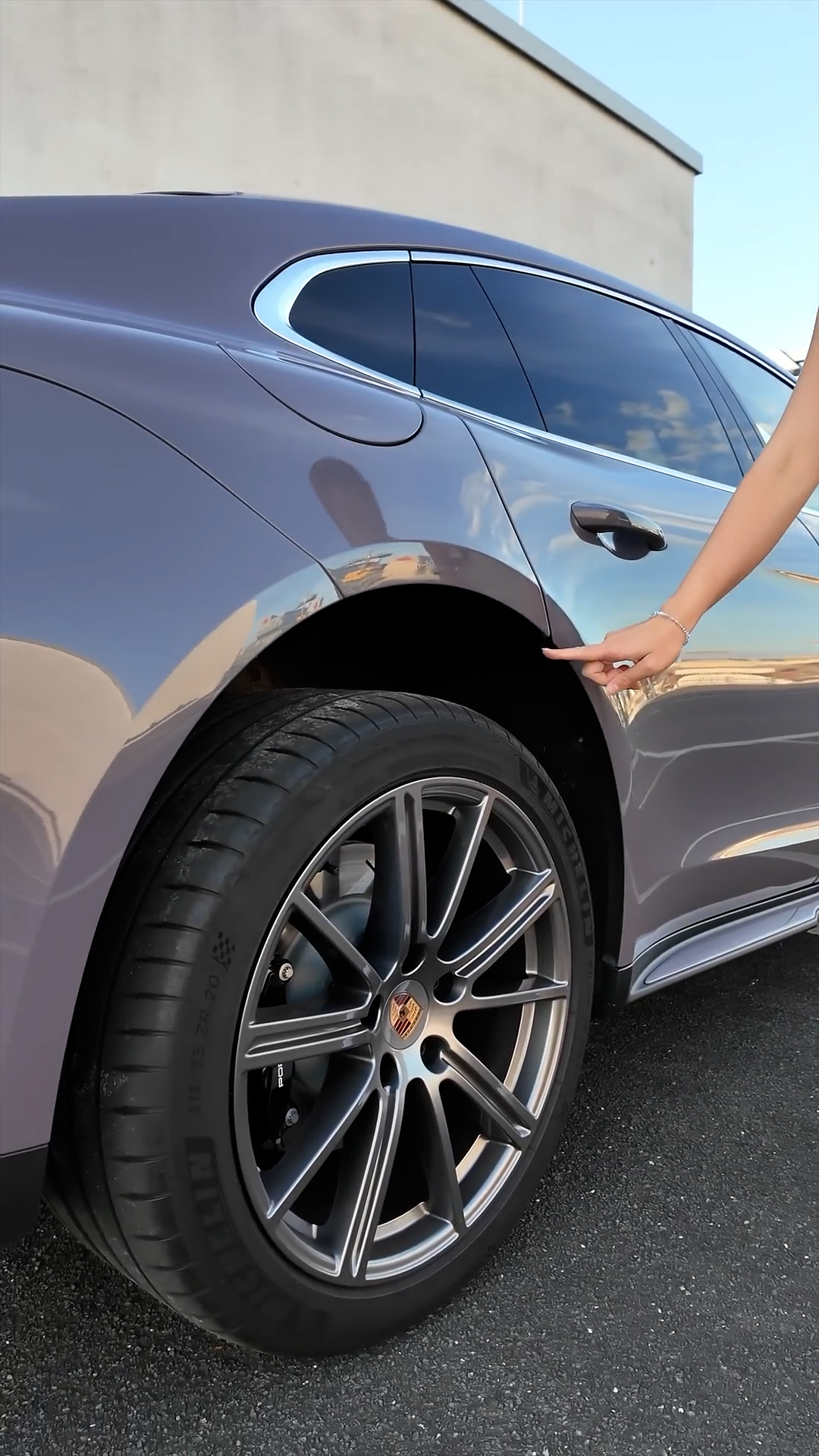 Porsche Panamera : une nouvelle technologie de suspension optimise la conduite