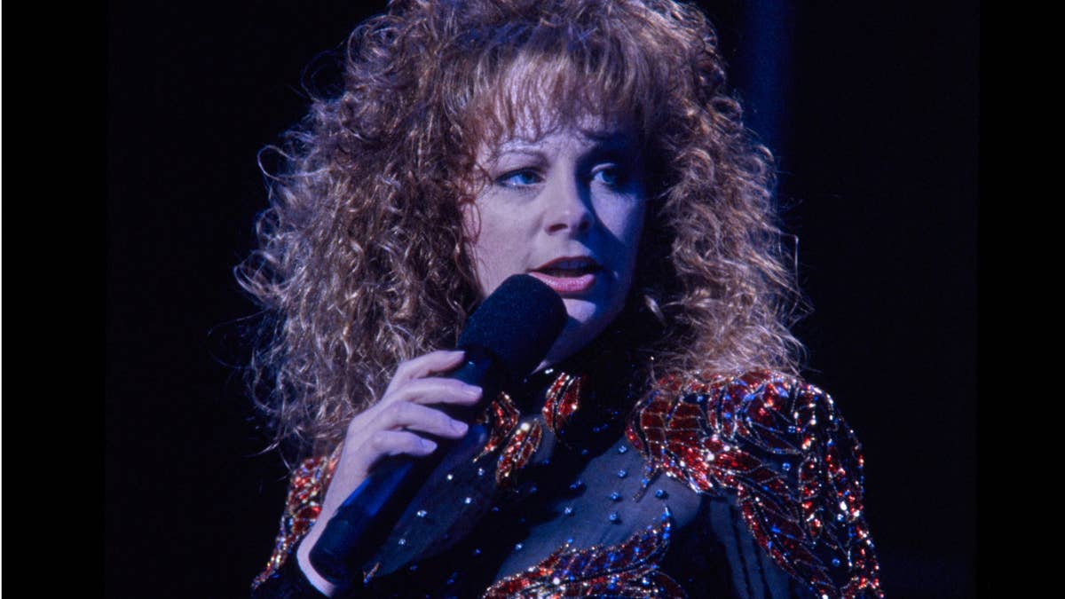 Reba McEntire’s chilling 1972 murder ballad was actually a ‘sign’—and fans are still obsessed