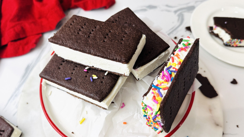 Homemade old-school ice cream sandwich recipe