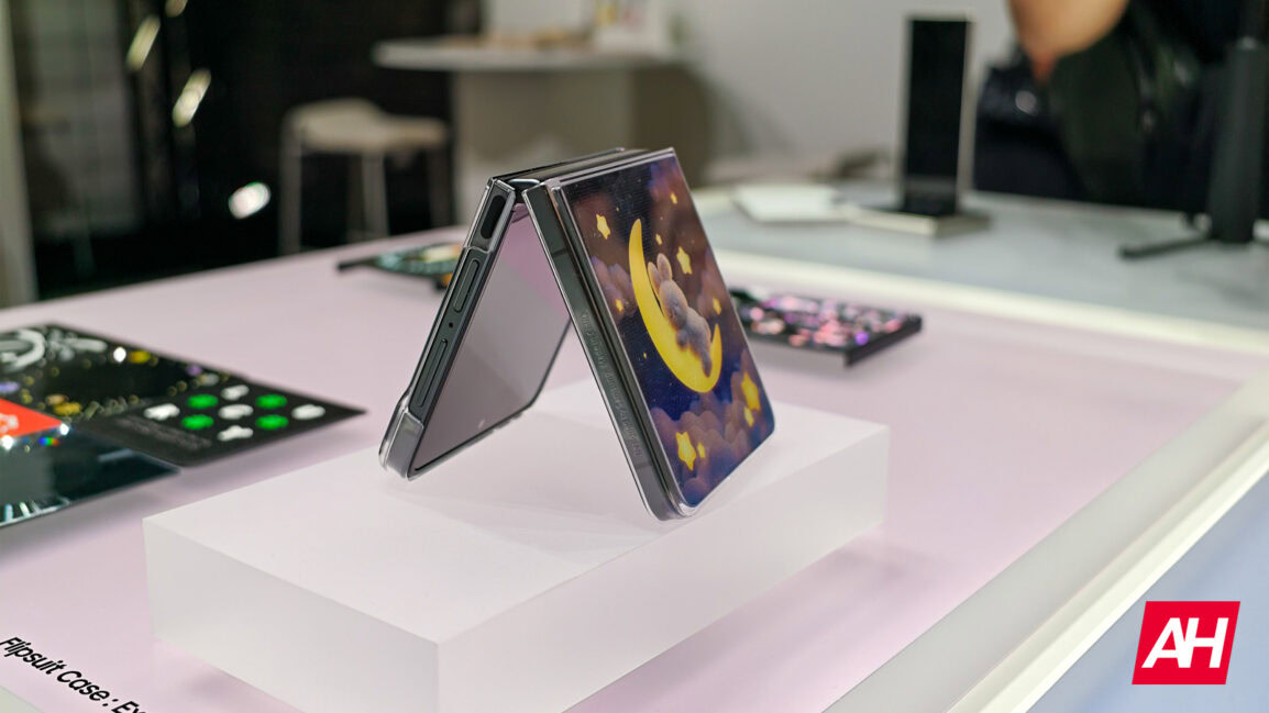 Samsung Galaxy Z Flip 8 AH 9