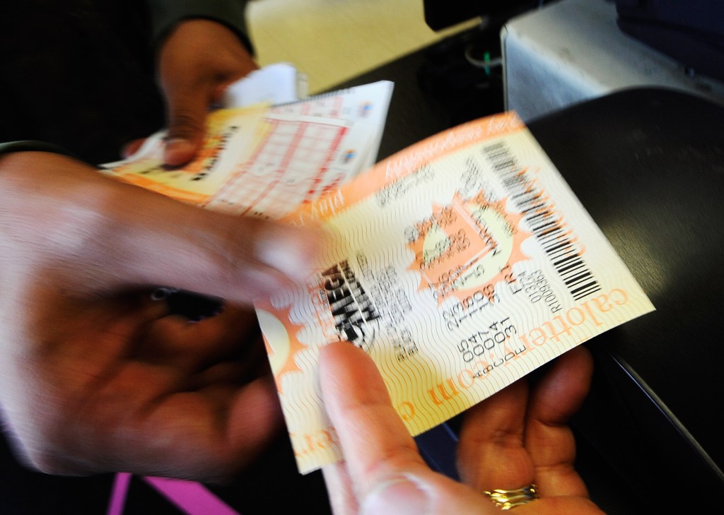 mega-millions-lottery-ticket-printed-134287331_271895
