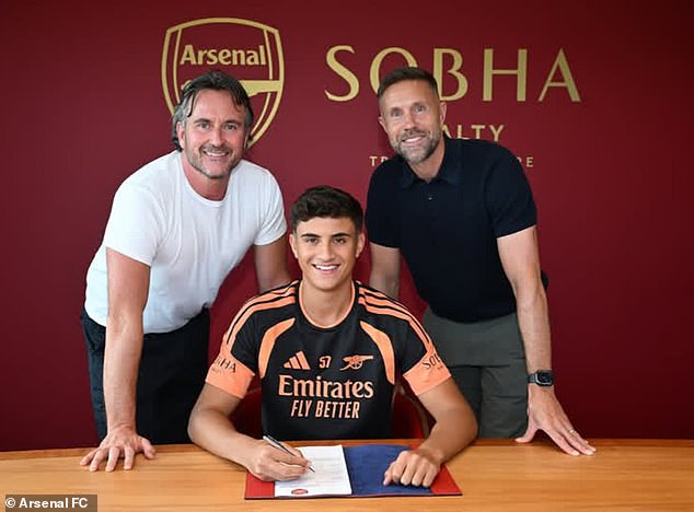 Upson is the son of former Arsenal and England centre back Matthew (pictured, right)