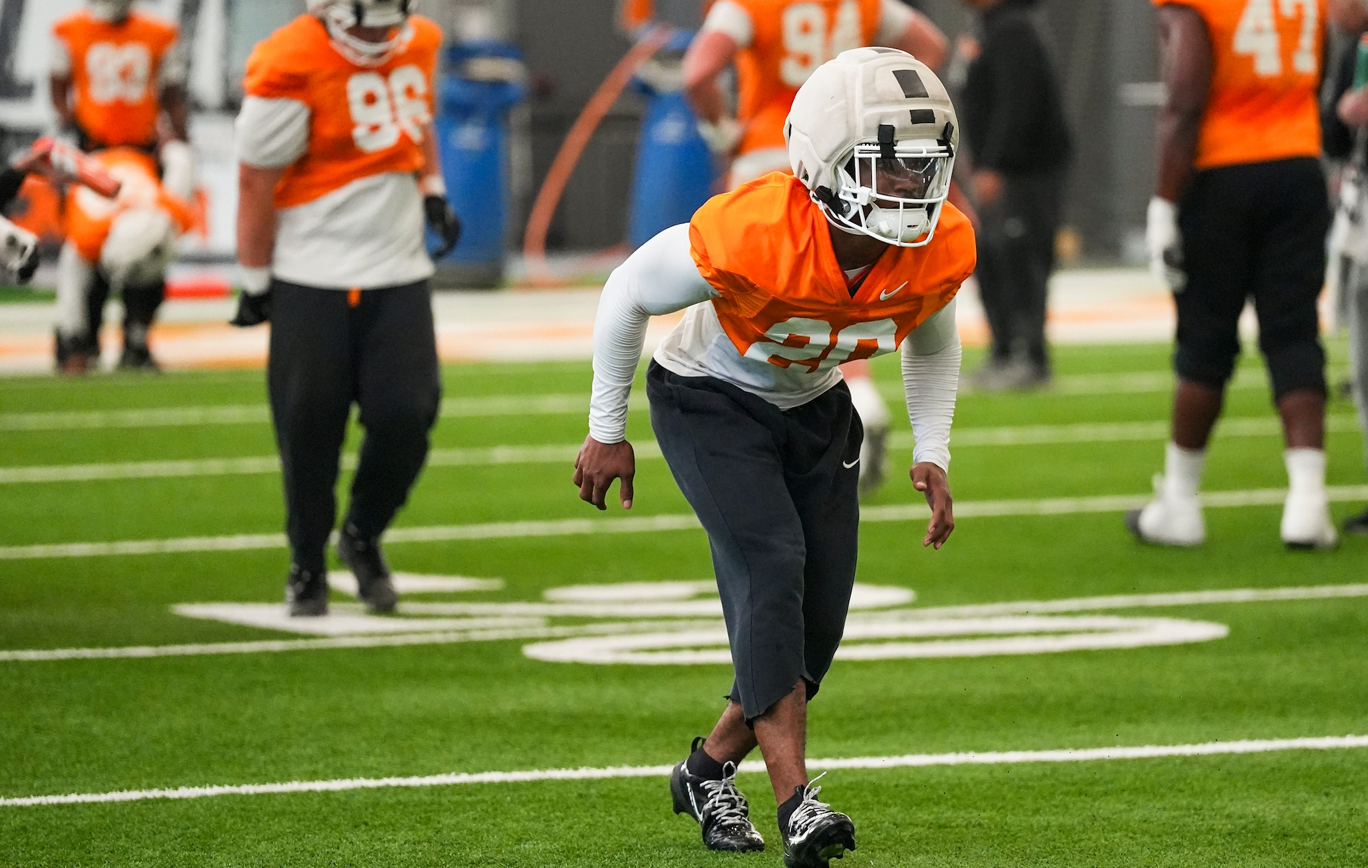 ‘He hits hard' – Vols transfer addition from Auburn receives big endorsement from former teammate that Tennessee fans will love