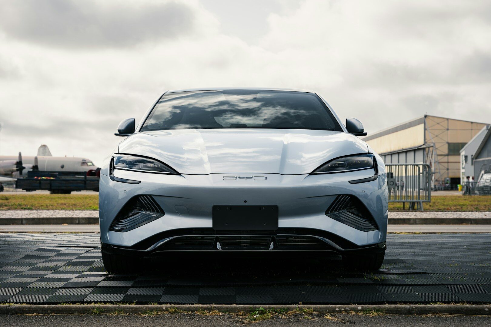 Mexico's 50% tariff isn't stopping Chinese cars — but it is quietly killing some of them