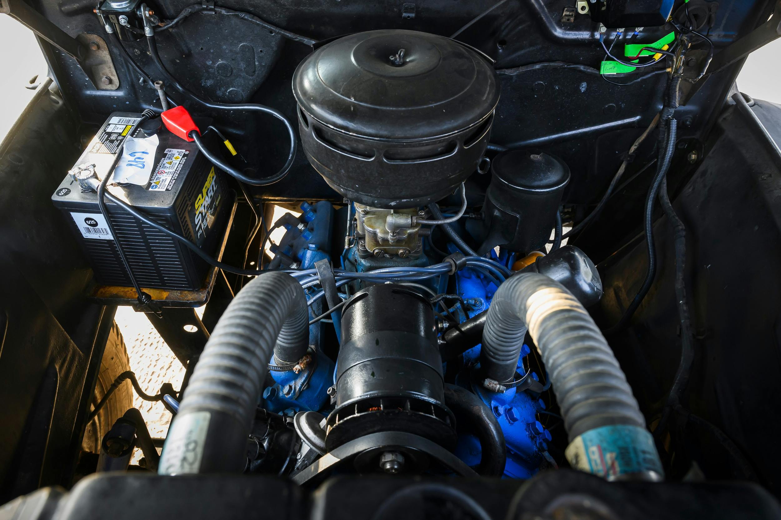 1949 Ford F-1 king ranch engine