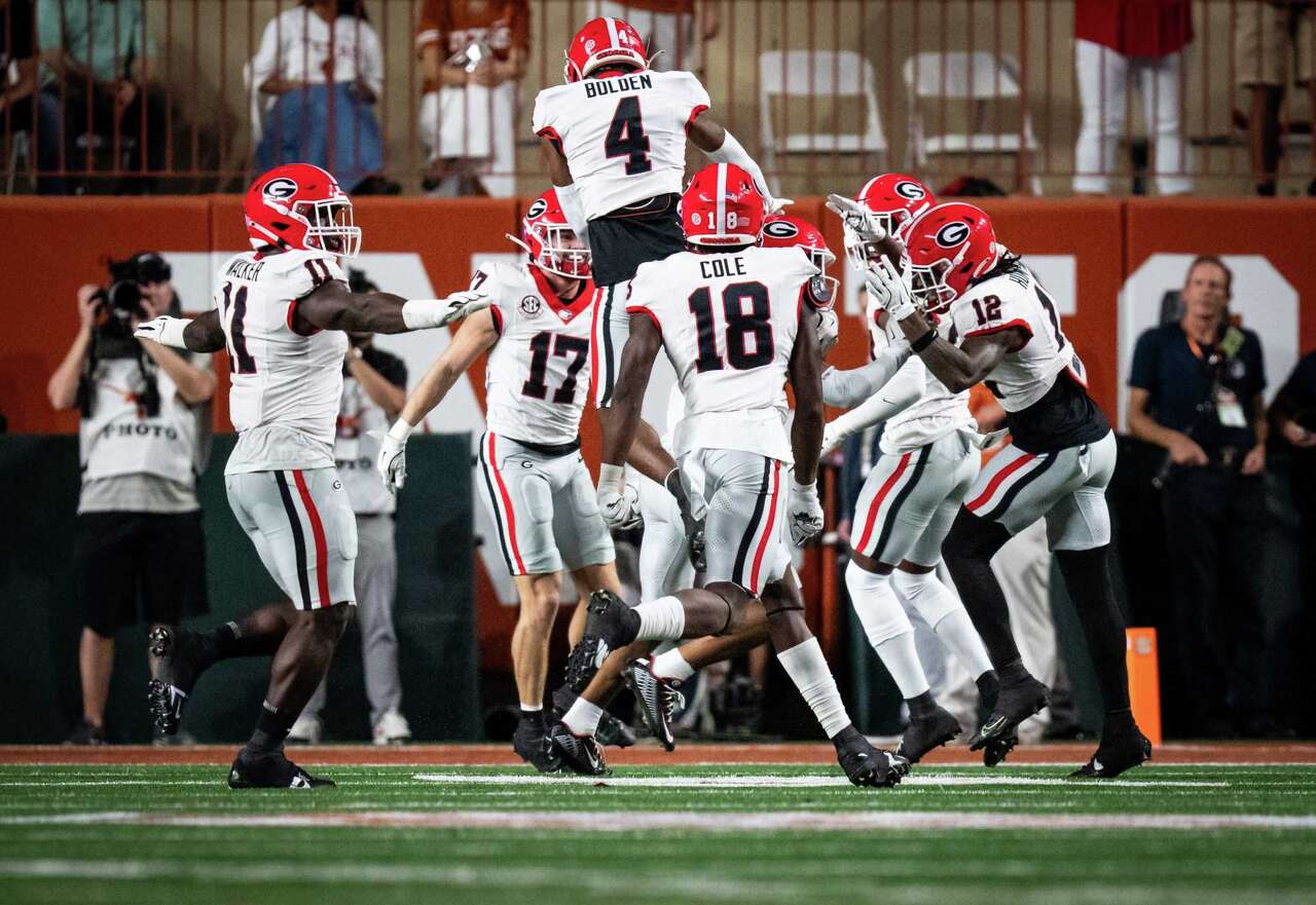 Will the Texas Longhorns, Steve Sarkisian ever solve the Kirby Smart riddle? | Golden