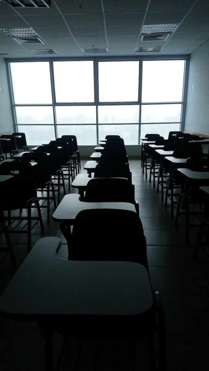 35 People Share The Biggest Grudges They Held Against Their Teachers