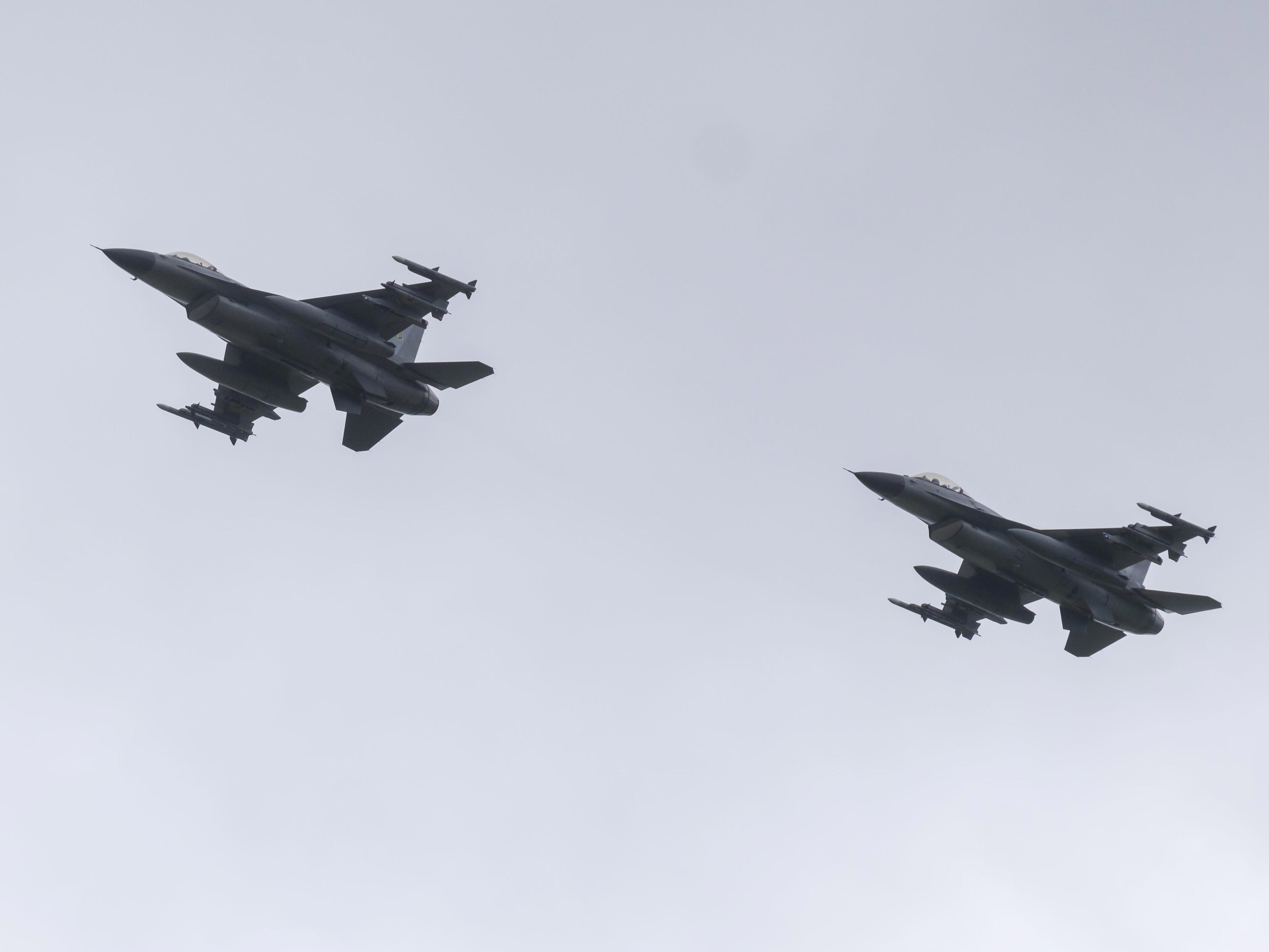 Top US general says Ukraine's F-16s recently shot down their first Russian fighter jet, showing how far its air defense has come