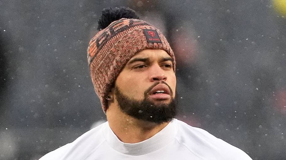 Caleb Williams faced with burning question every Bears fan has