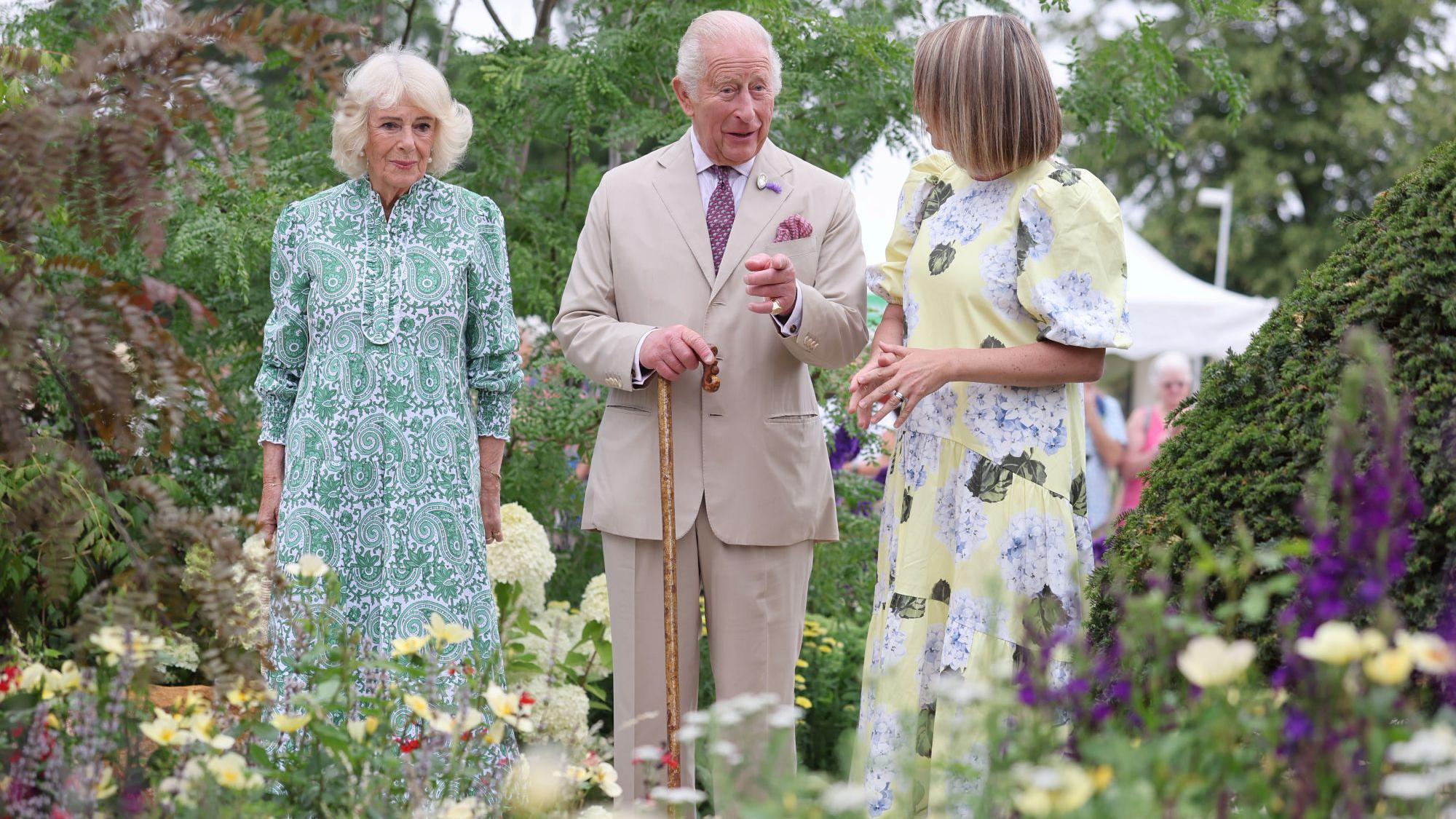 King attends first RHS flower show on Royal Estate