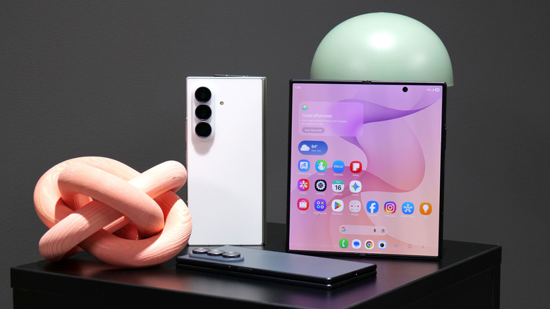 Samsung Galaxy Z Fold 8 Ultra vs. Galaxy S26 Ultra: Which is the better Ultra?