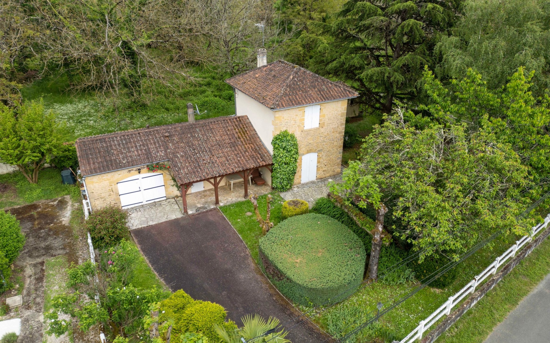 Pensioner charged over murder of British expat in Dordogne