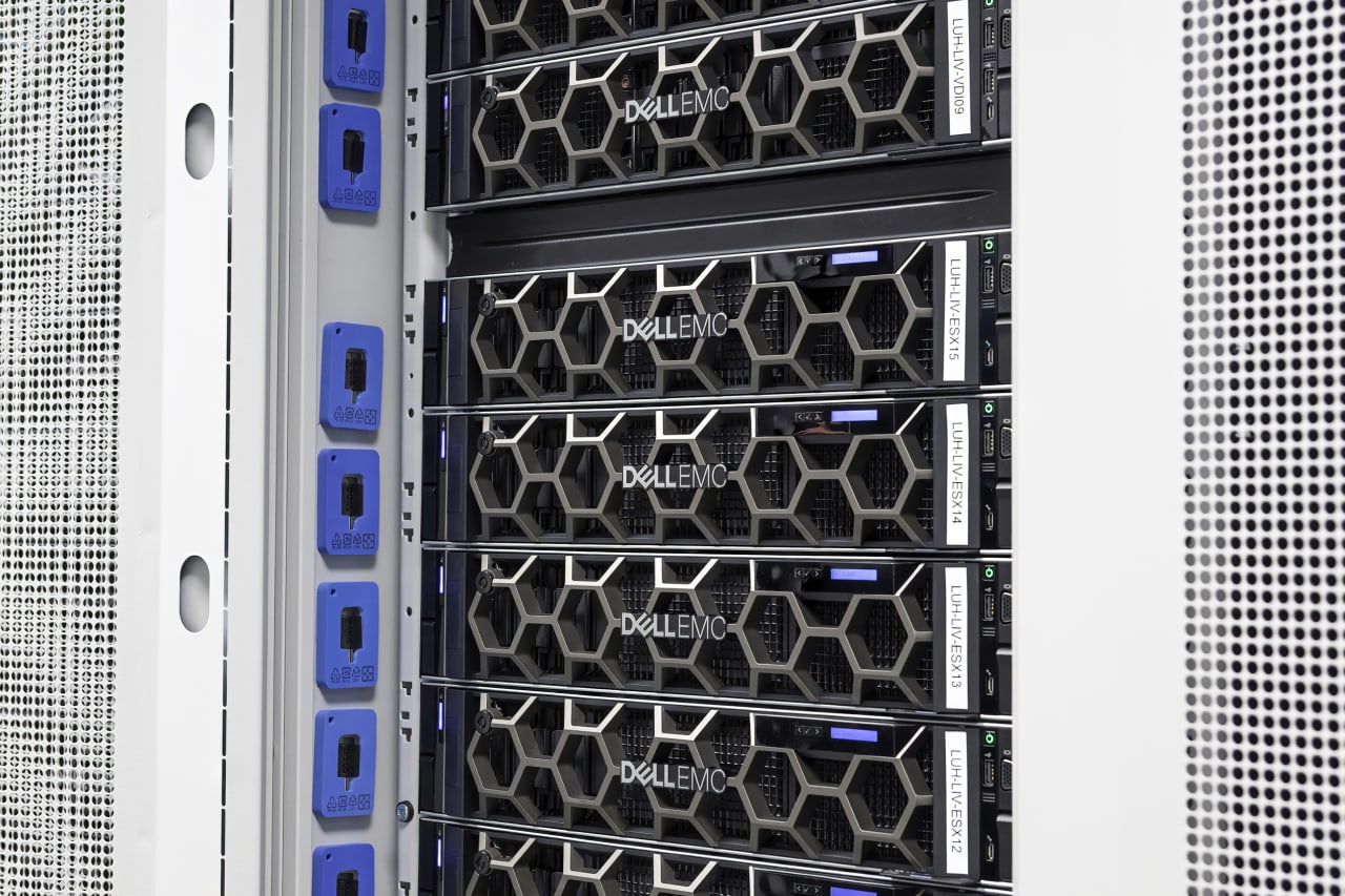 Dell, HP Enterprise stocks jump. How Super Micro is giving them a boost