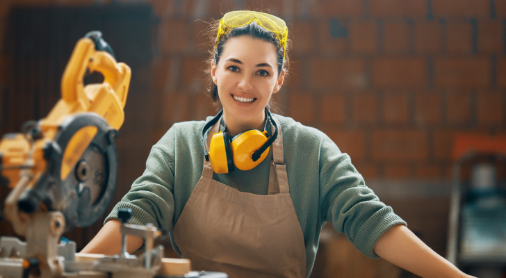 Easier than sending an email: Blue-collar influencers want to recruit you to work in the trades — but is it enough to fix the labor shortage?