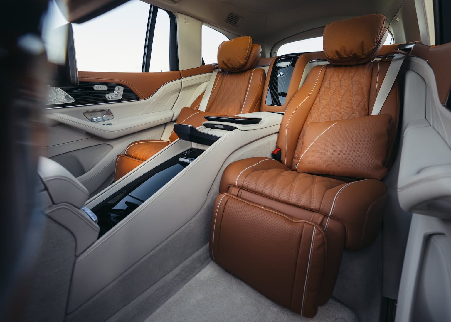 Rear passengers can enjoy. movie on the dual 11.6-inch screens. (Mercedes)