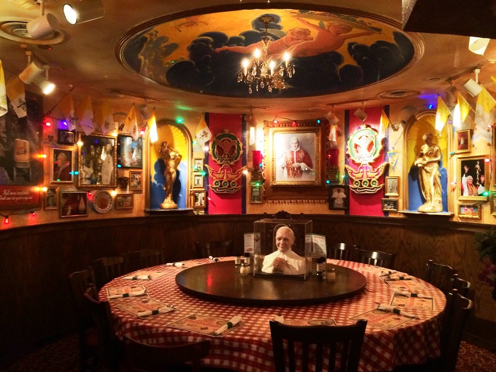 17 Once-Beloved Restaurant Chains That Lost Their Way