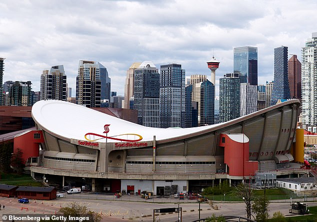 The proposed stadium bears a slight resemblance to Calgary's 20,000-seat Saddledome