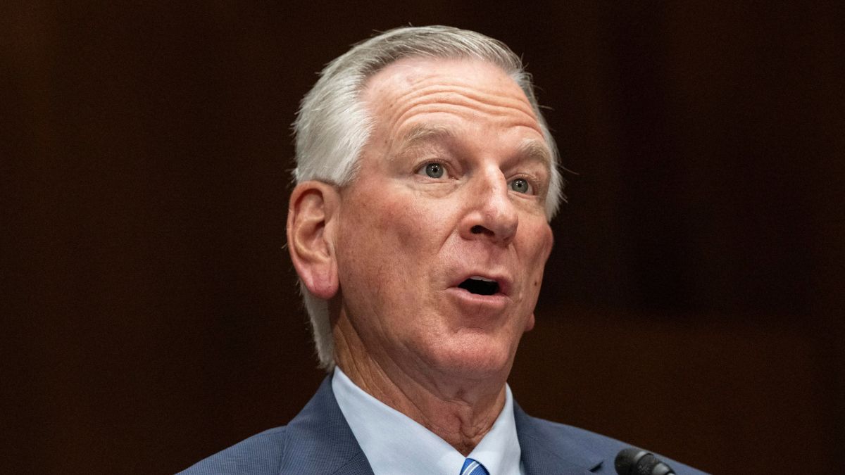 Republican senator demands Mitch McConnell get back to work